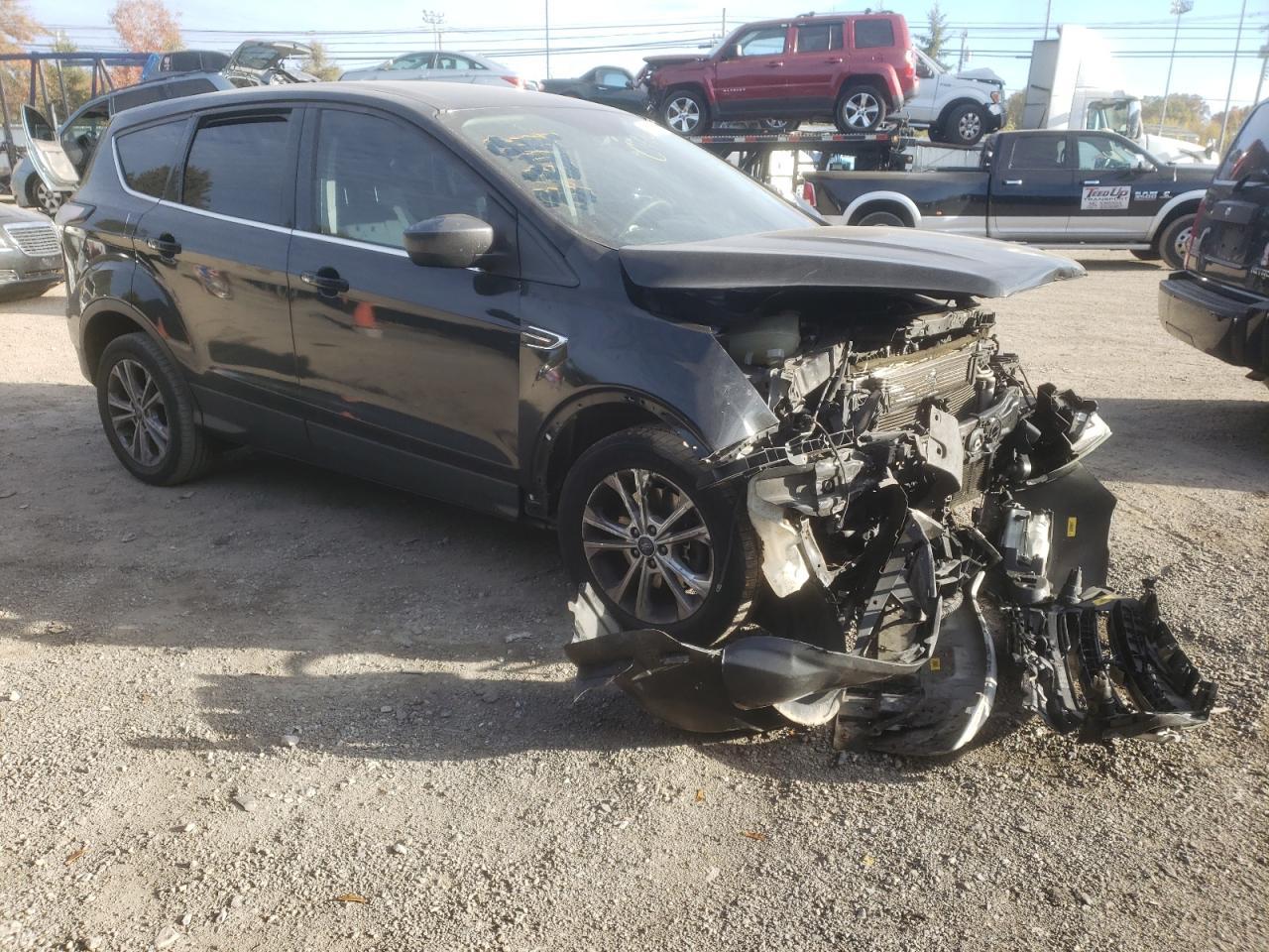 2017 FORD ESCAPE SE - Фото 4