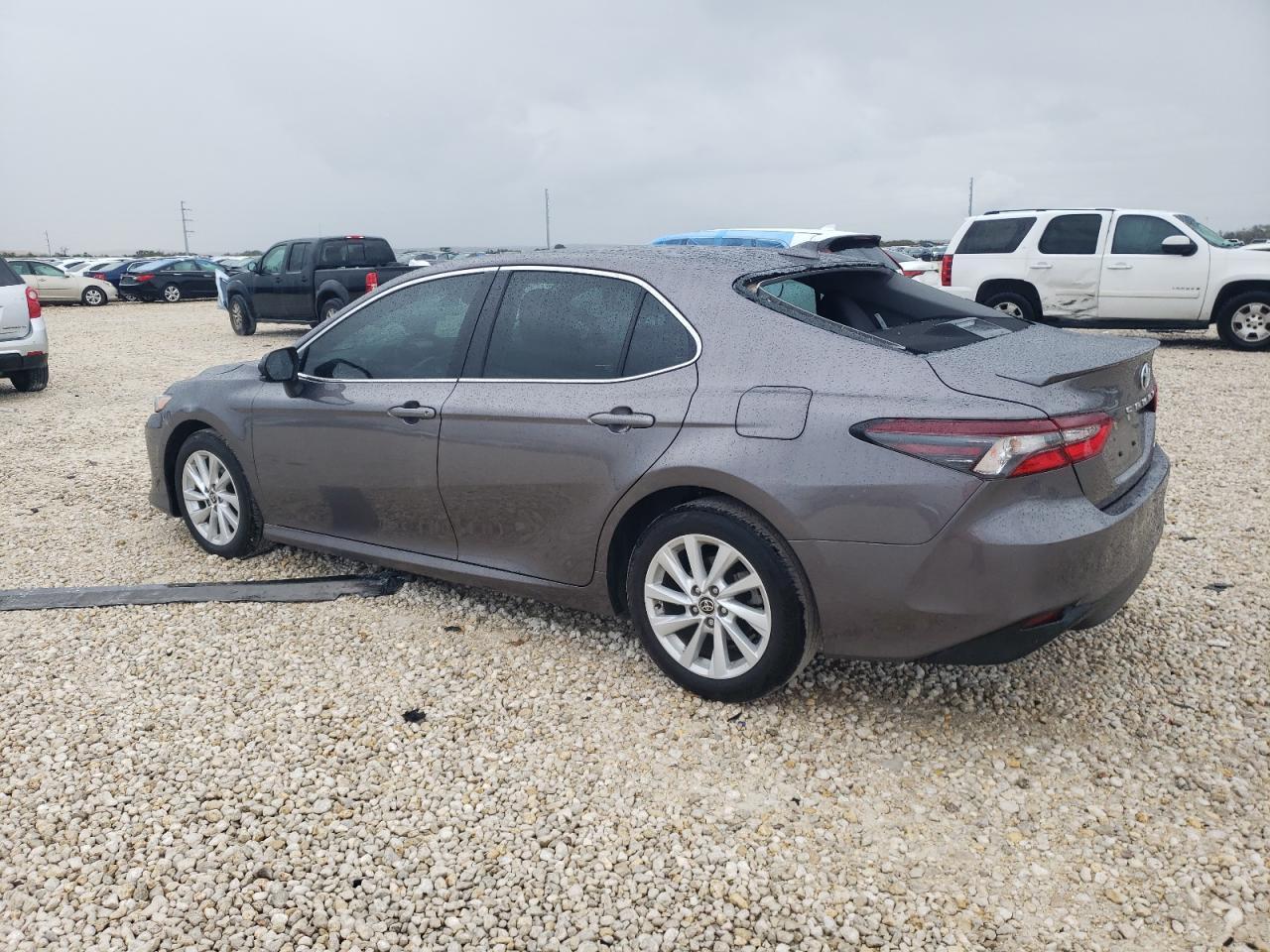 2023 TOYOTA CAMRY LE - Image 2