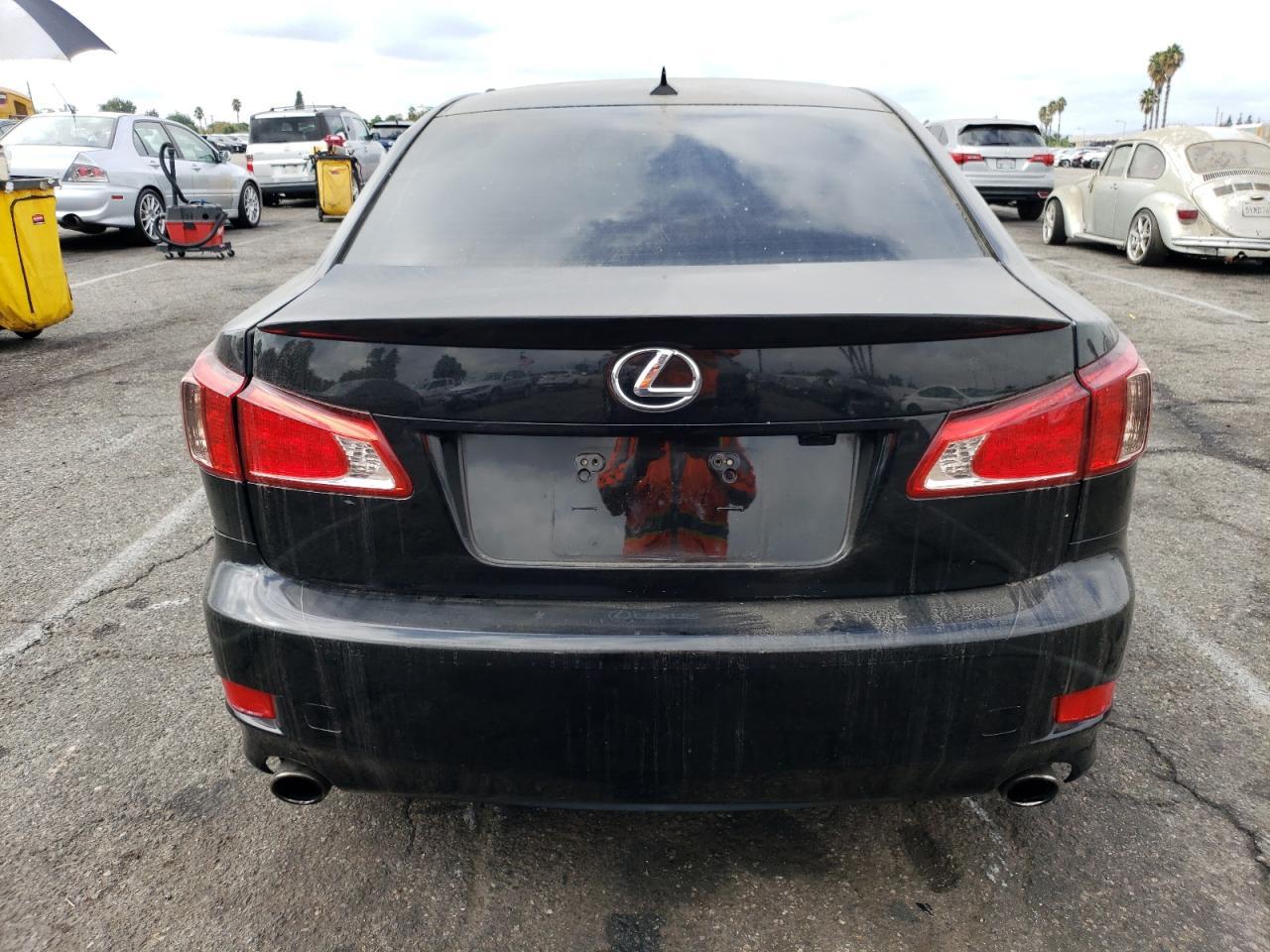 2011 LEXUS IS 250 - Фото 6