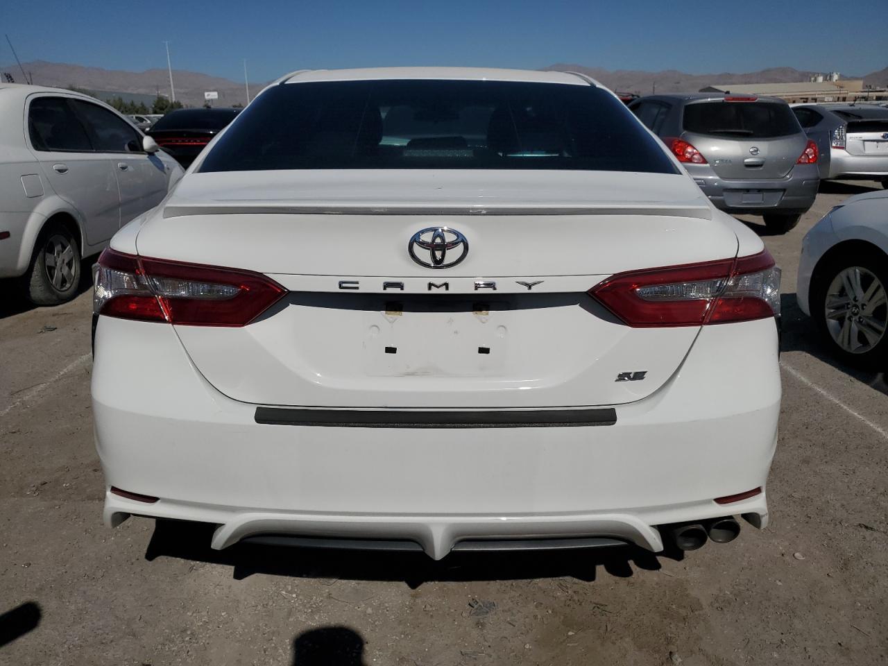 2018 TOYOTA CAMRY L - Фото 6