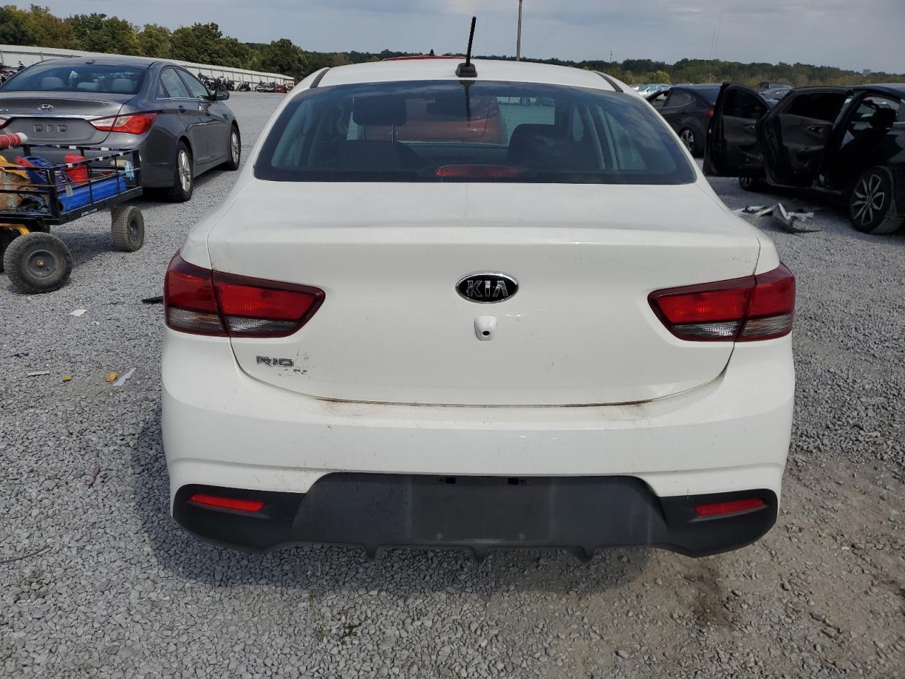 2020 KIA RIO LX - Фото 6