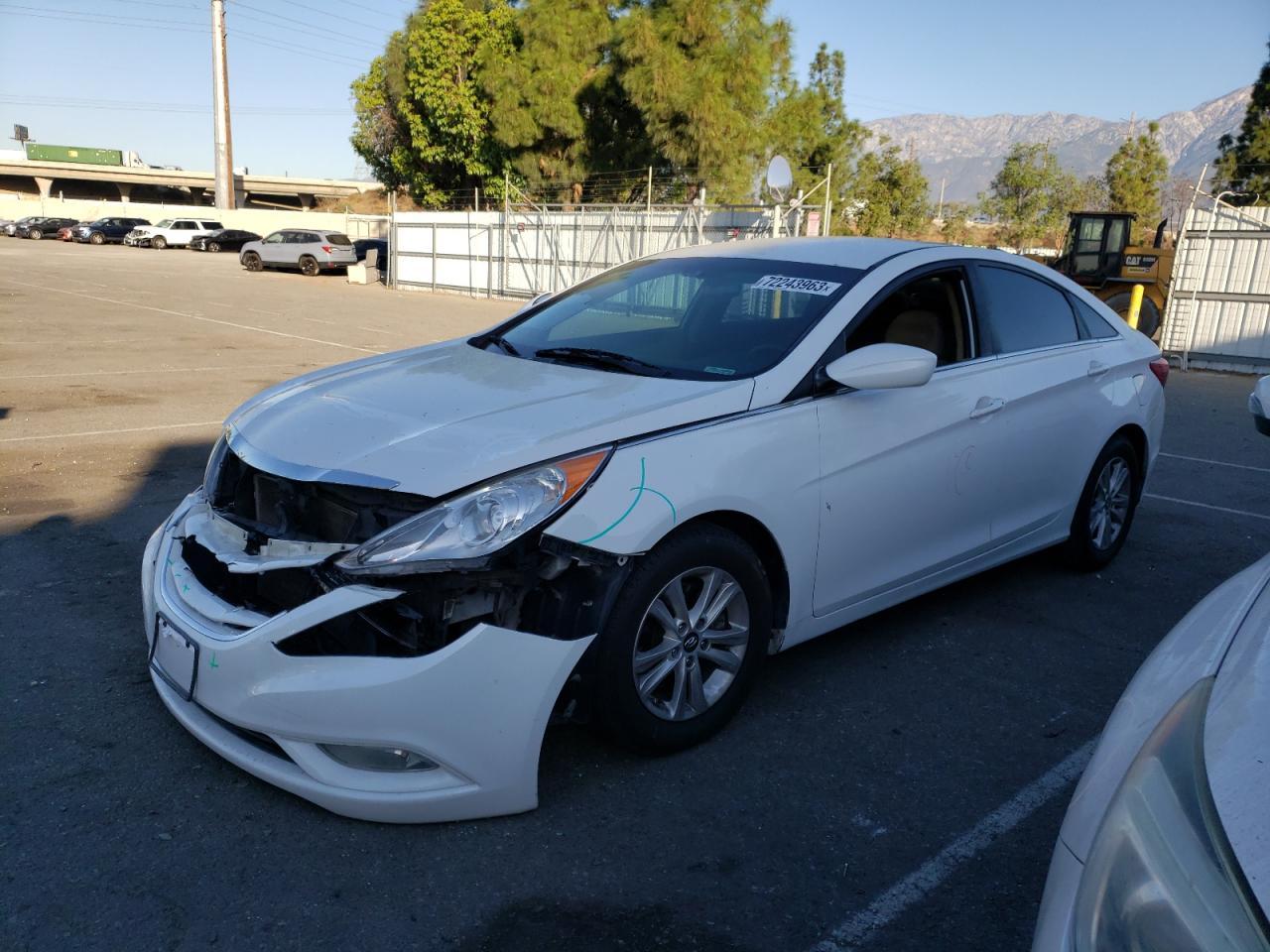 2013 HYUNDAI SONATA GLS car image