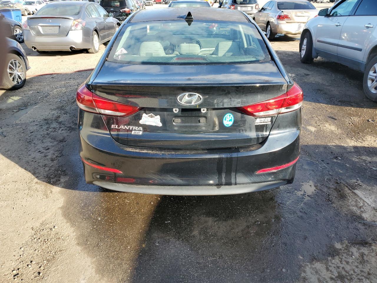 2017 HYUNDAI ELANTRA SE - Image 6