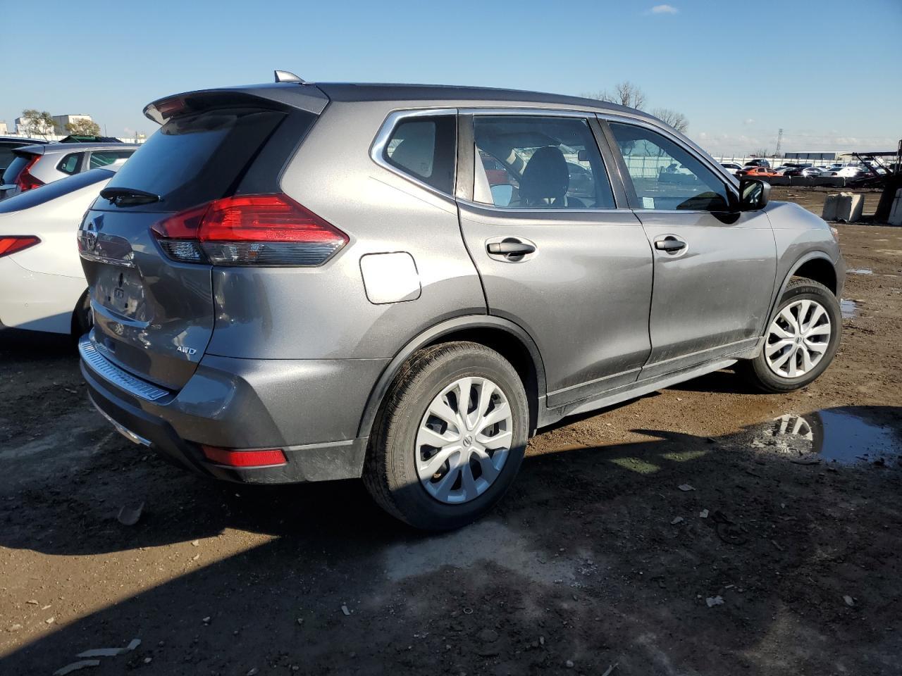 2017 NISSAN ROGUE S - Image 3
