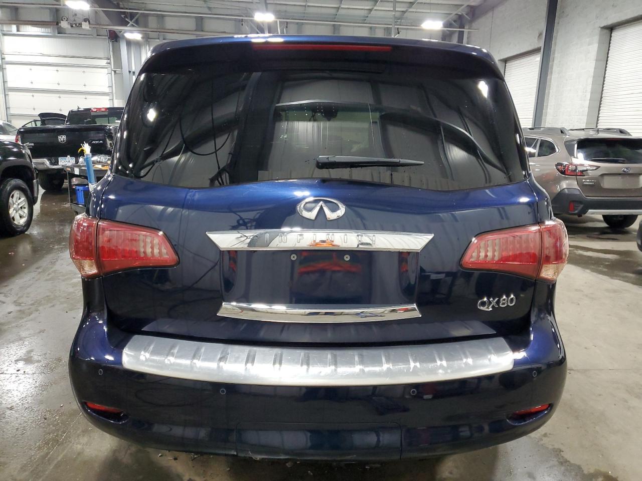 2017 INFINITI QX80 BASE - Фото 6
