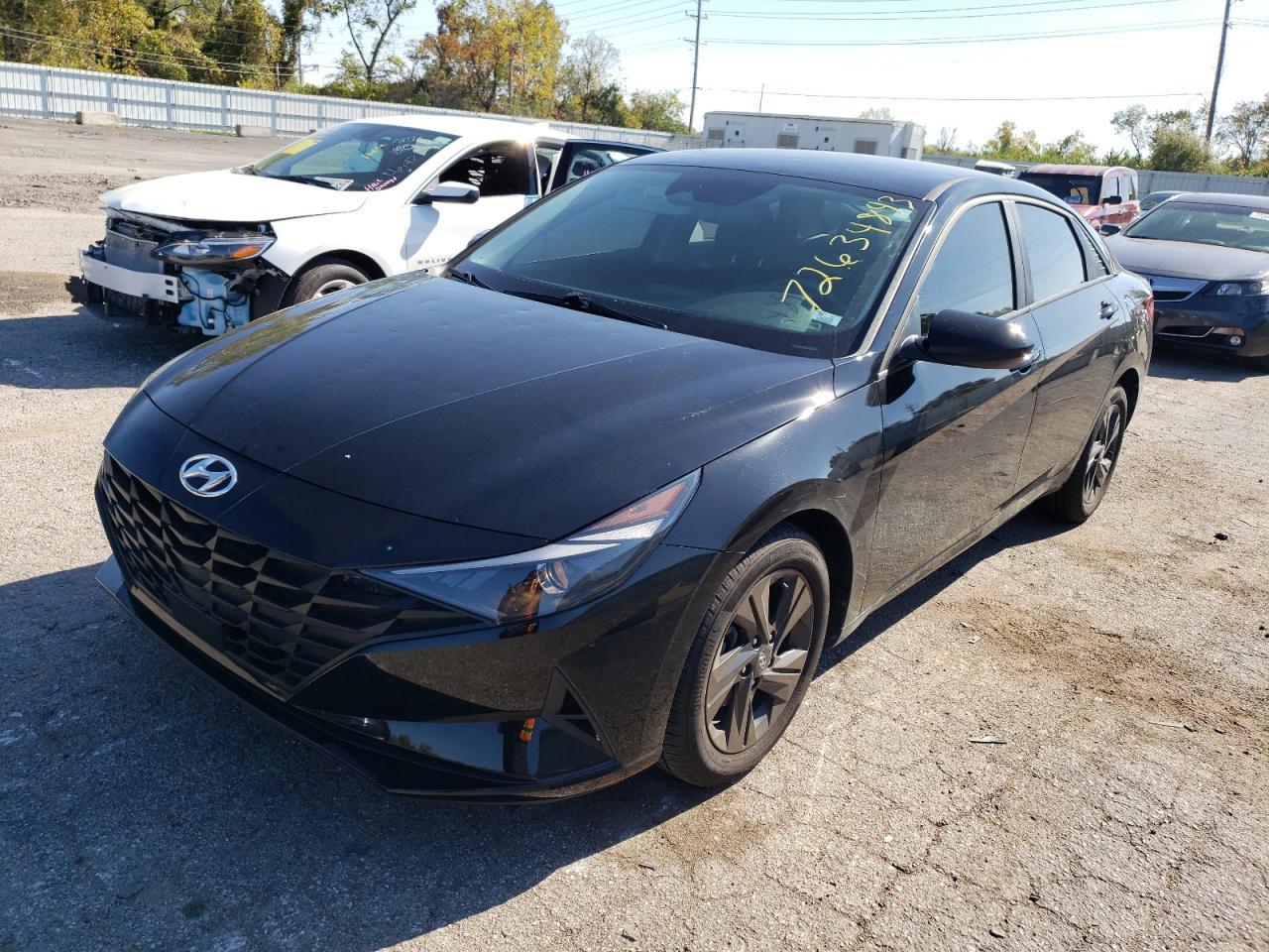 2022 HYUNDAI ELANTRA SE