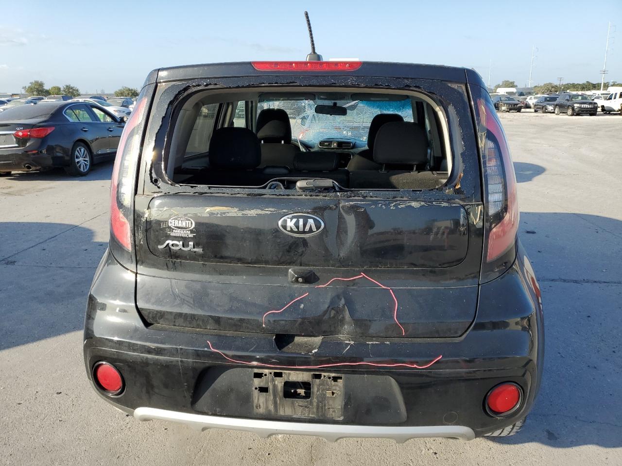 2017 KIA SOUL + - Фото 6