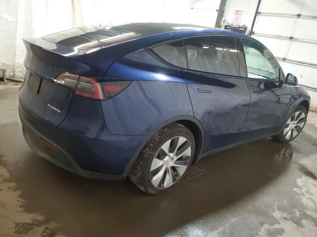 2022 TESLA MODEL Y - Image 3