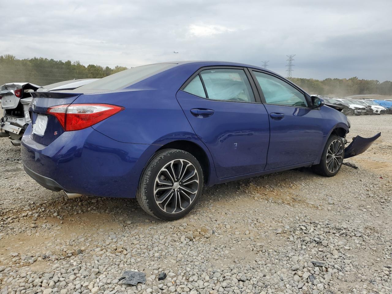 2015 TOYOTA COROLLA L - Image 3