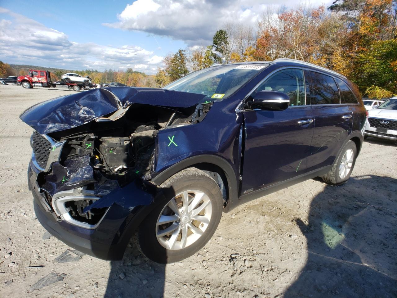 2018 KIA SORENTO LX car image