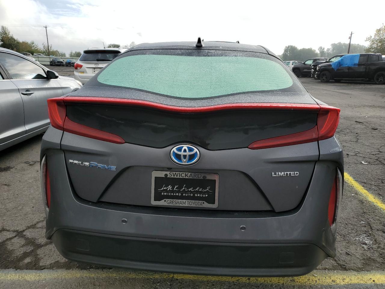 2022 TOYOTA PRIUS PRIM - Image 6