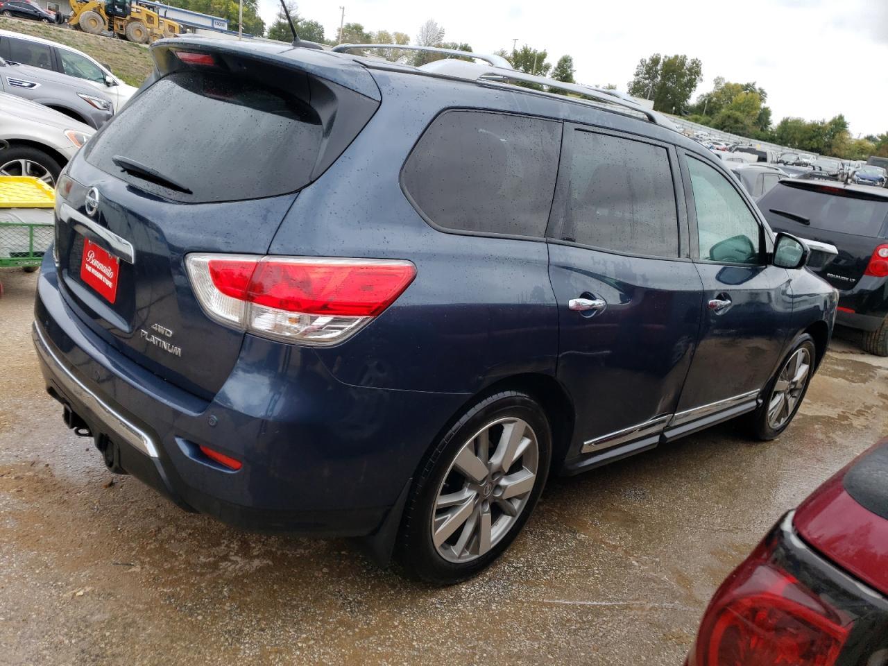 2013 NISSAN PATHFINDER - Фото 3