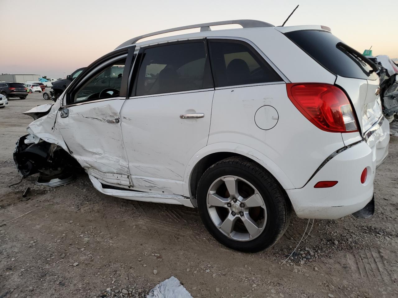 2014 CHEVROLET CAPTIVA LT - Фото 2