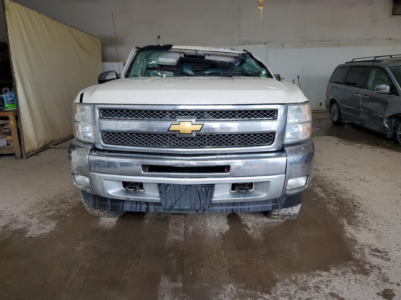 2013 CHEVROLET SILVERADO - Фото 5