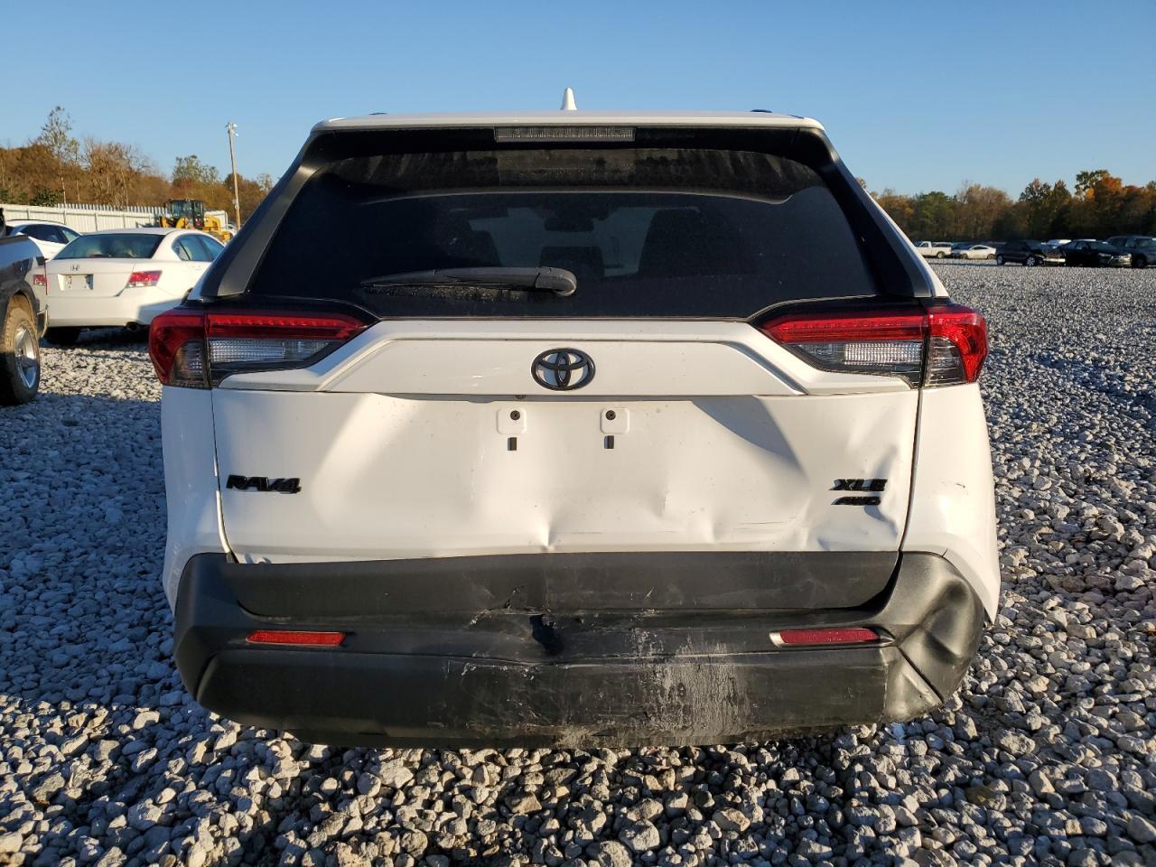 2020 TOYOTA RAV4 XLE P - Image 6