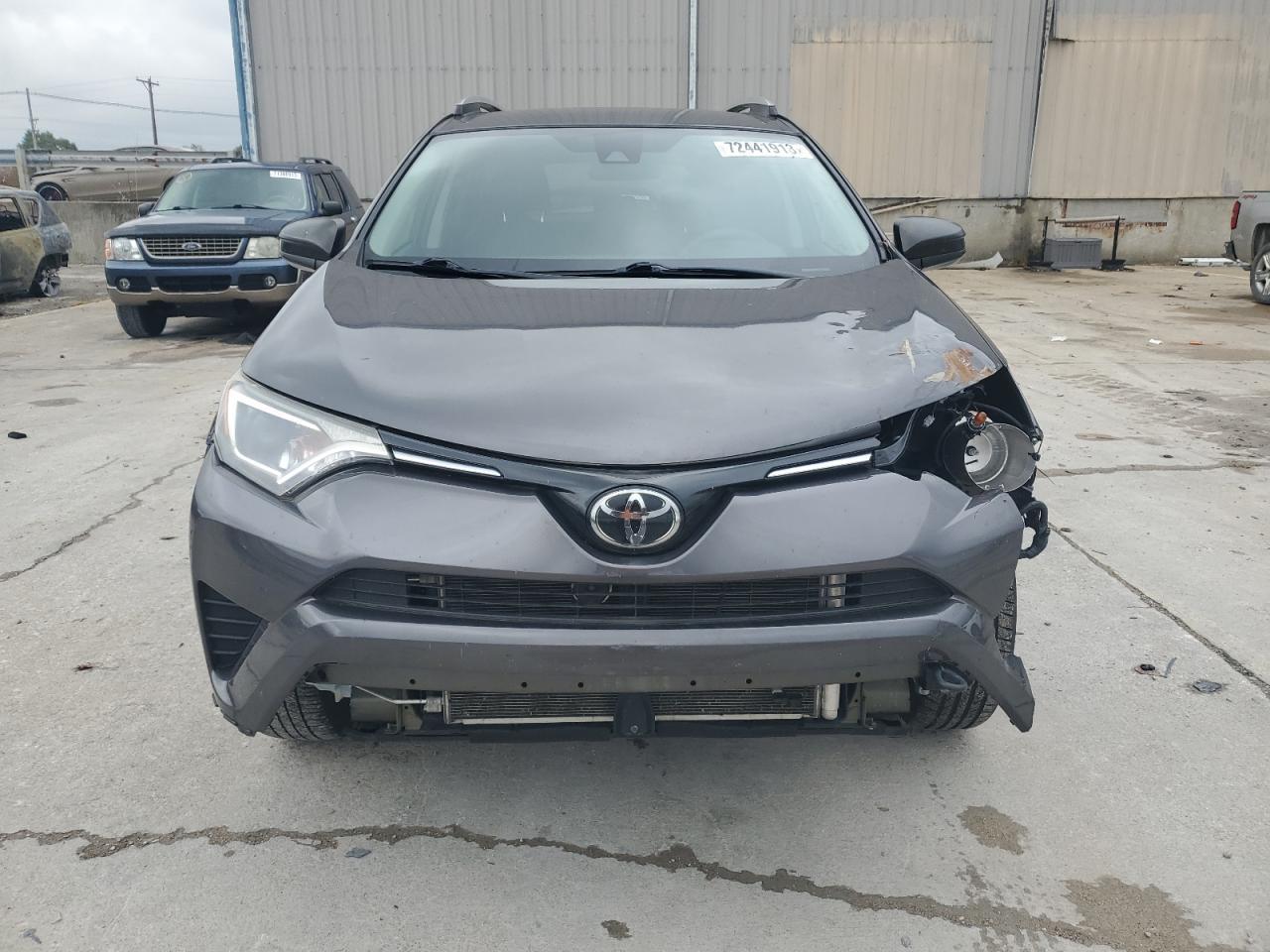 2017 TOYOTA RAV4 LE - Фото 5