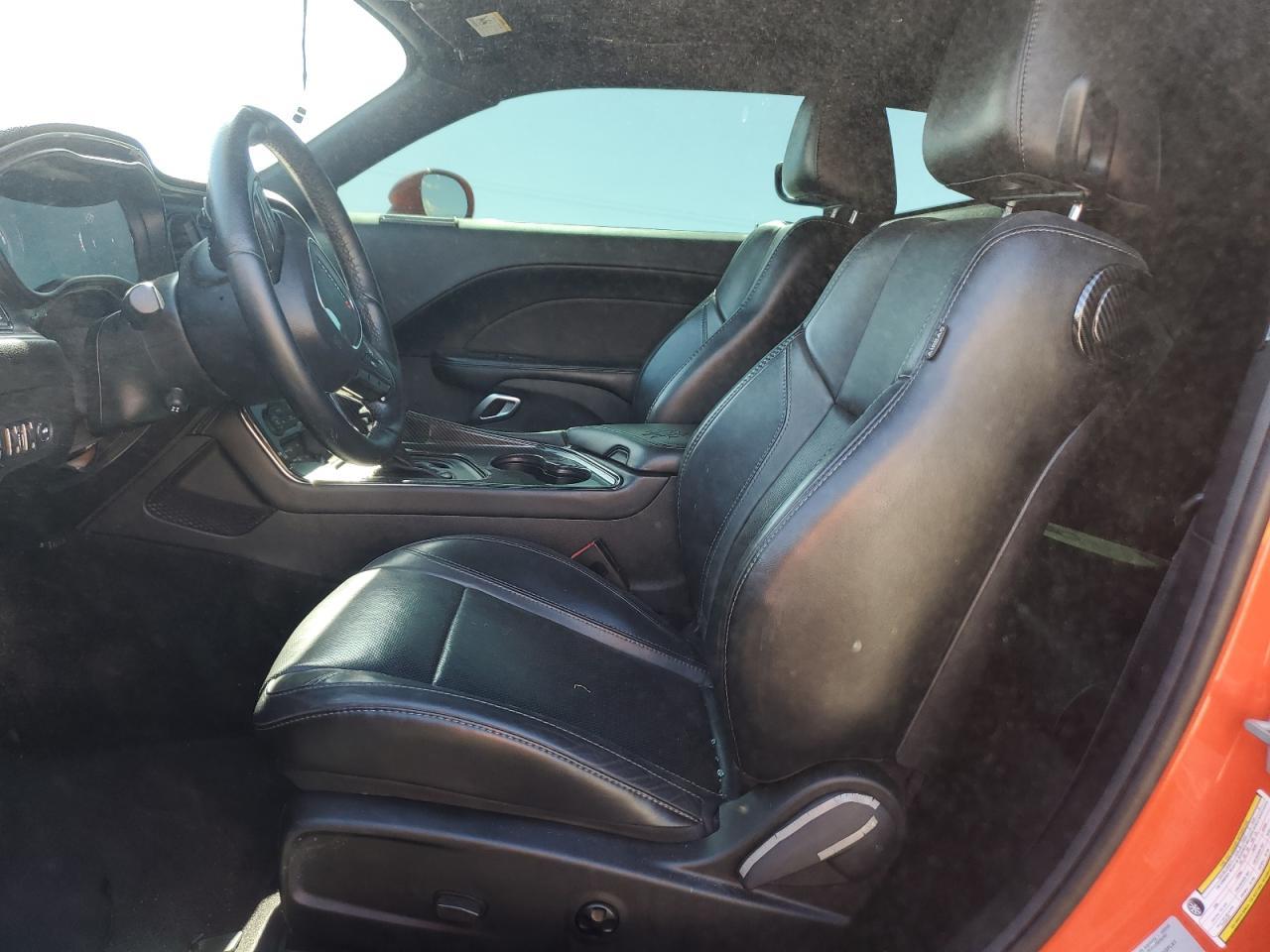 2017 DODGE CHALLENGER - Image 7