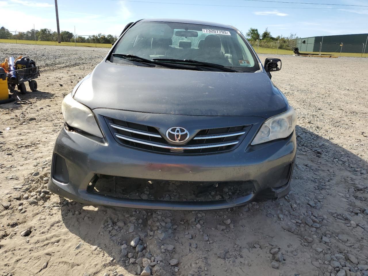 2013 TOYOTA COROLLA BA - Фото 5
