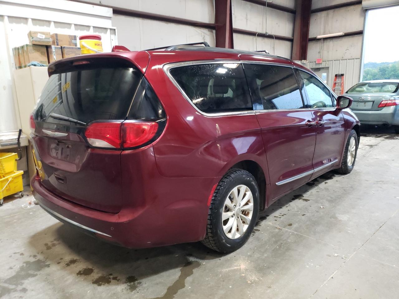 2017 CHRYSLER PACIFICA T - Image 3