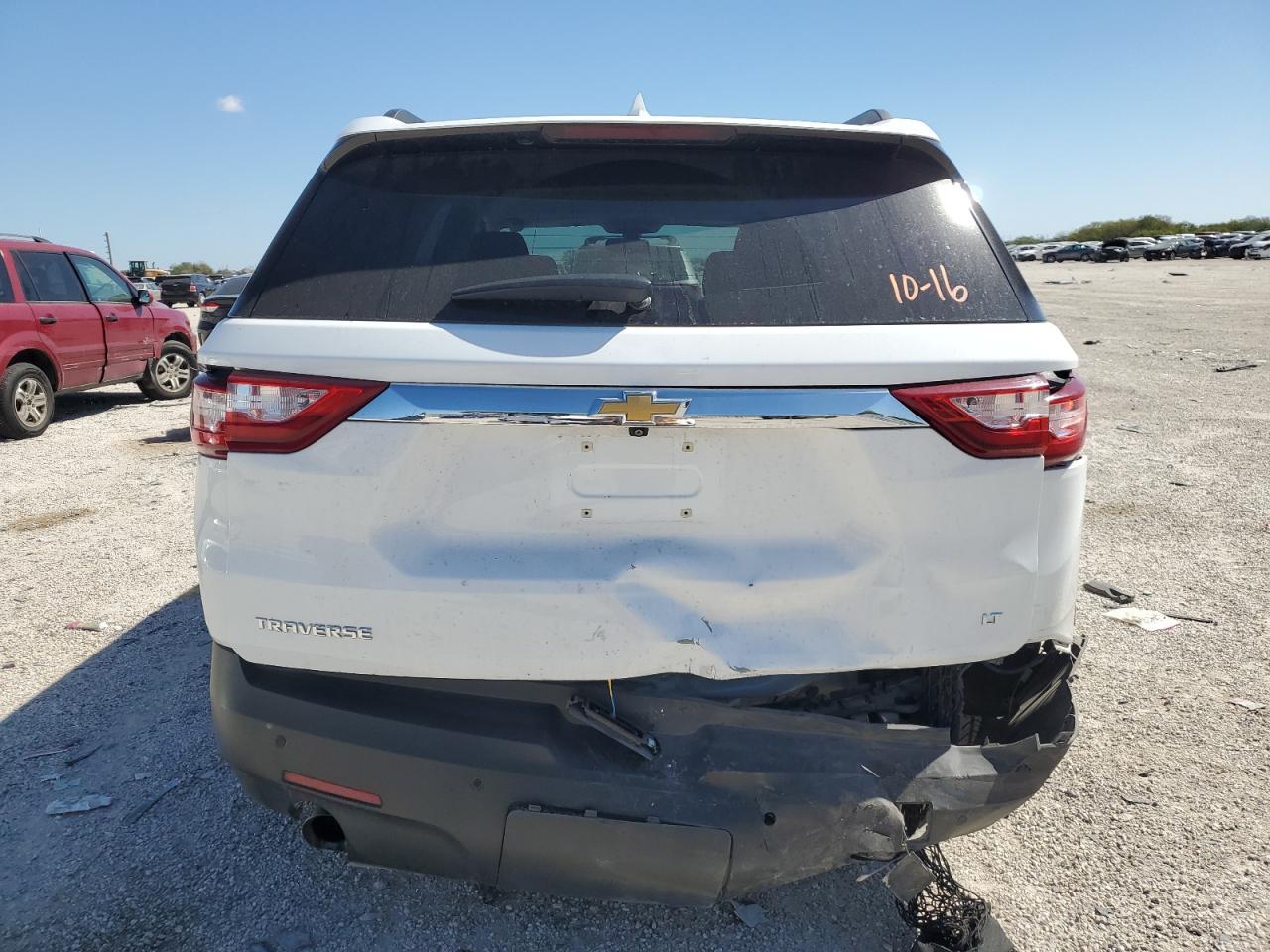 2021 CHEVROLET TRAVERSE L - Фото 6
