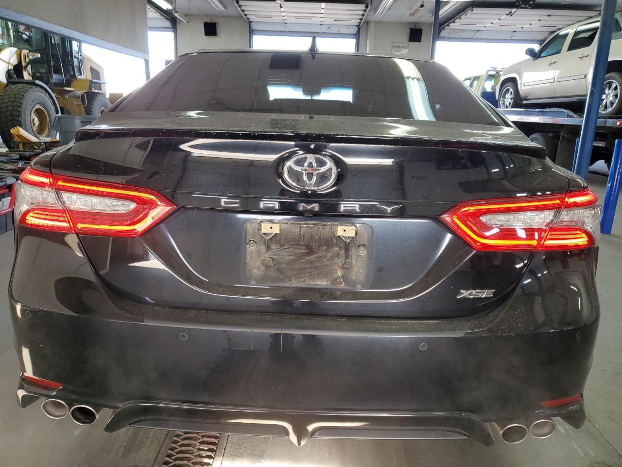 2018 TOYOTA CAMRY XSE - Image 6