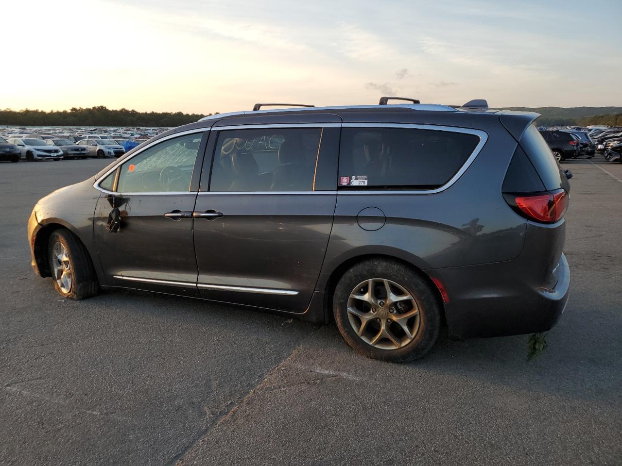 2017 CHRYSLER PACIFICA L - Фото 2