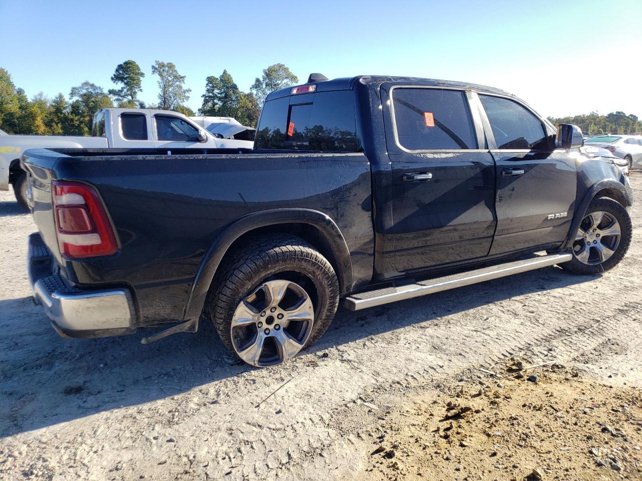 2019 RAM 1500 LARAM - Фото 3