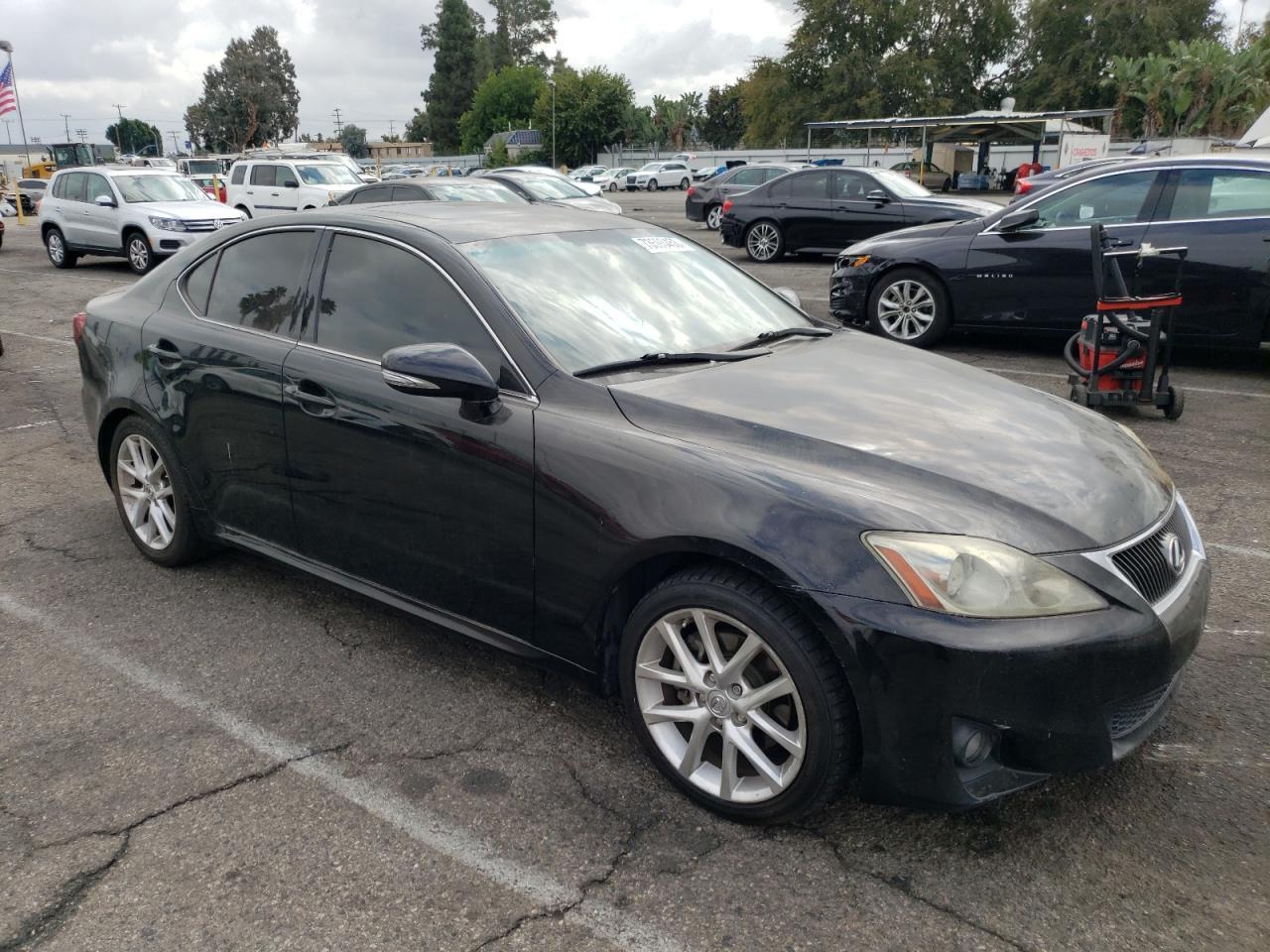 2011 LEXUS IS 250 - Фото 4