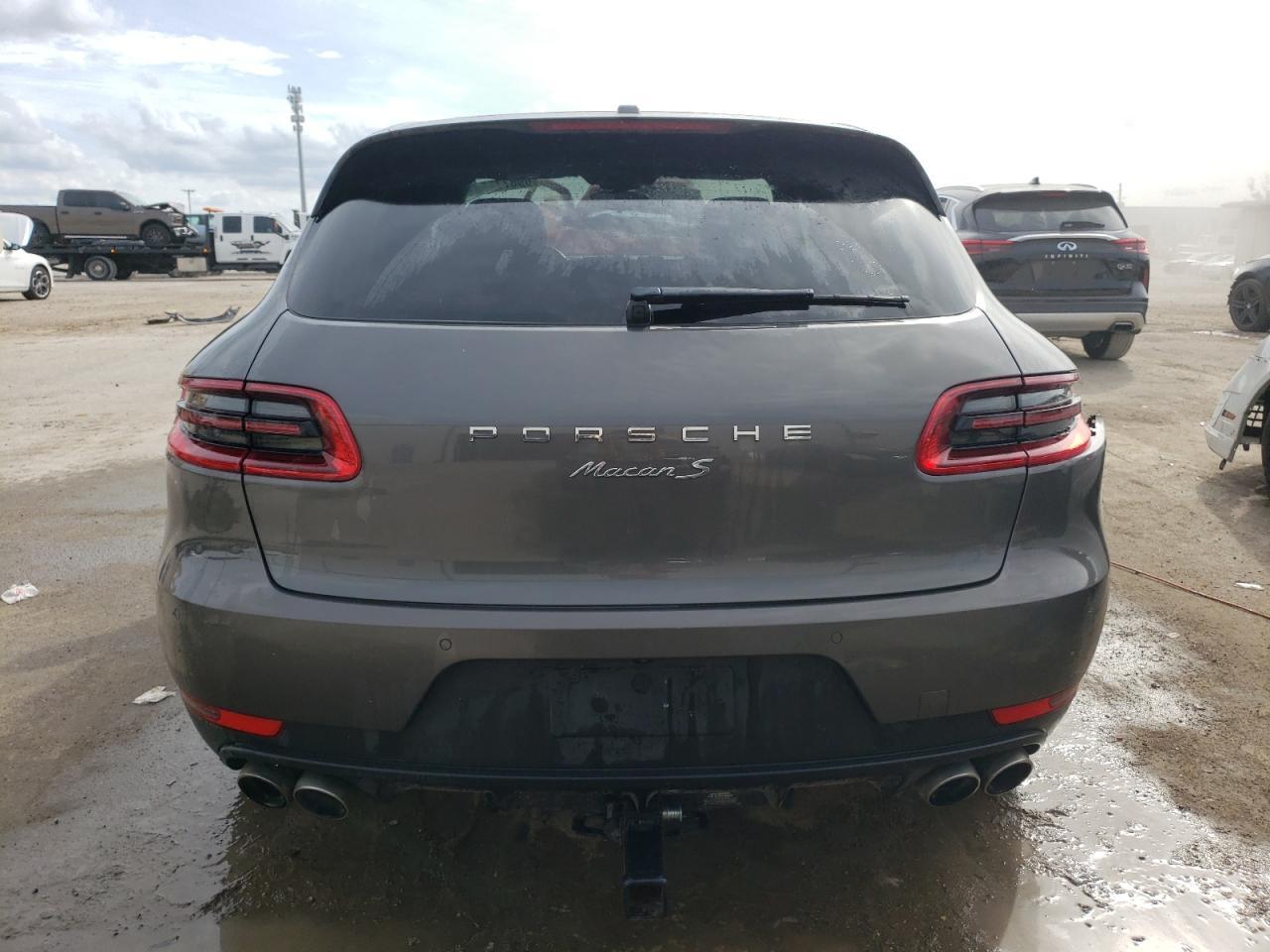 2015 PORSCHE MACAN S - Image 6