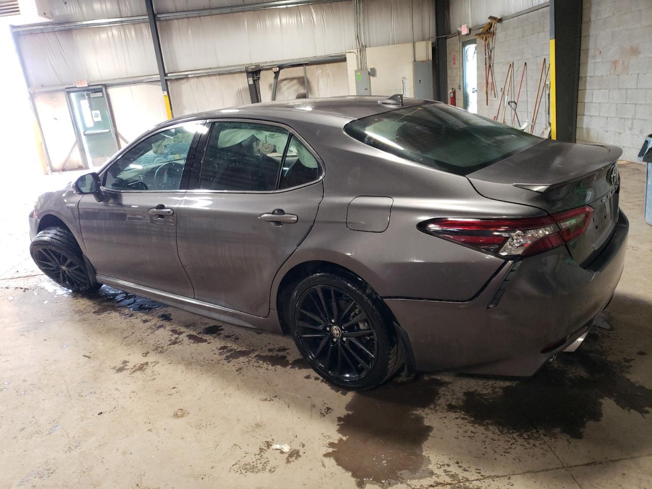 2021 TOYOTA CAMRY XSE - Фото 2