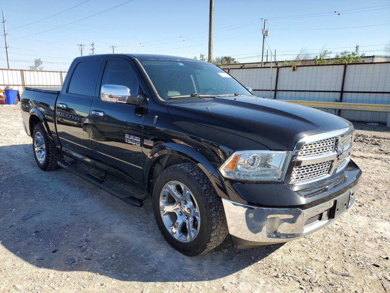 2015 RAM 1500 LARAM - Image 4