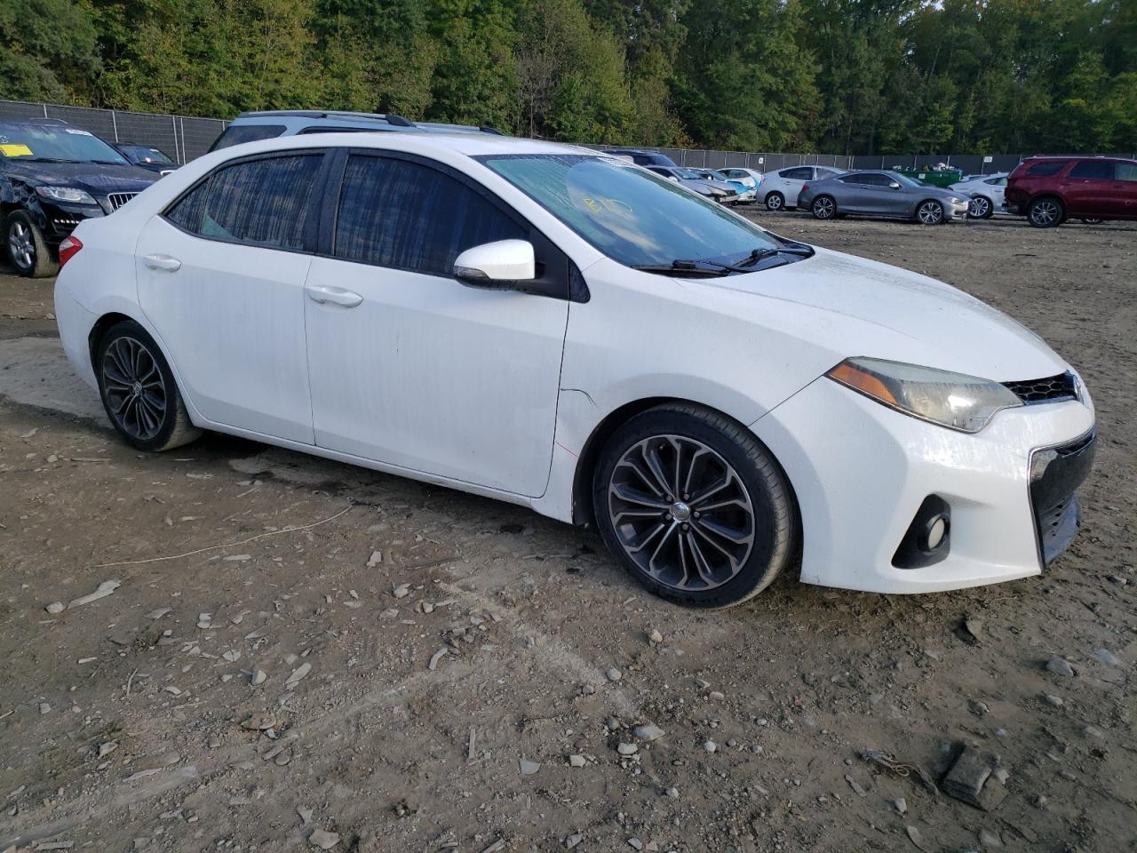 2015 TOYOTA COROLLA L - Image 4