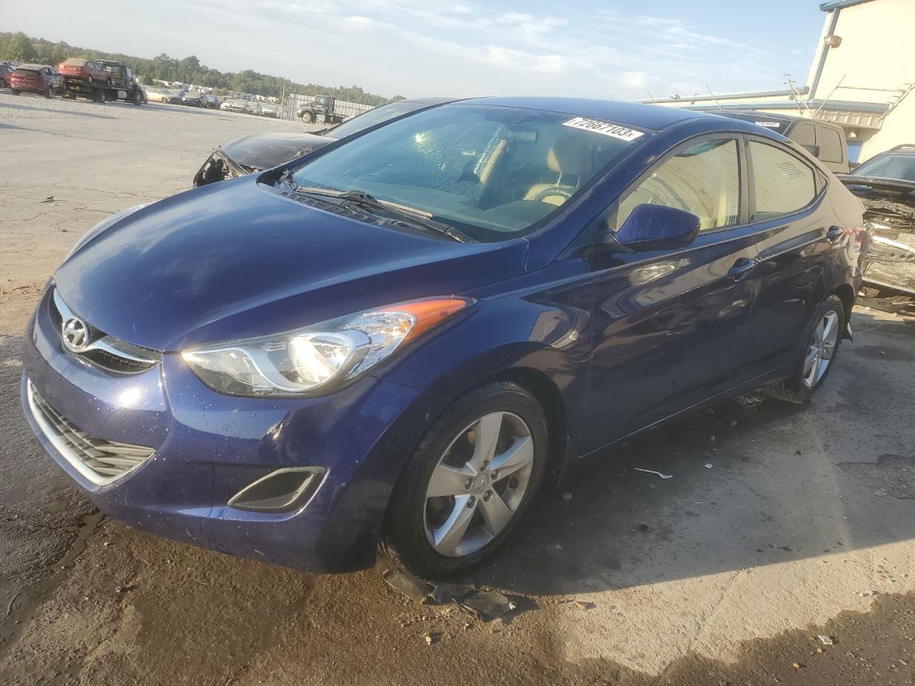 2013 HYUNDAI ELANTRA GL
