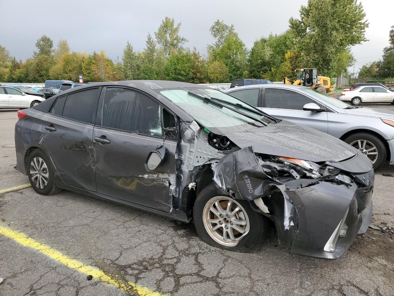 2022 TOYOTA PRIUS PRIM - Image 4