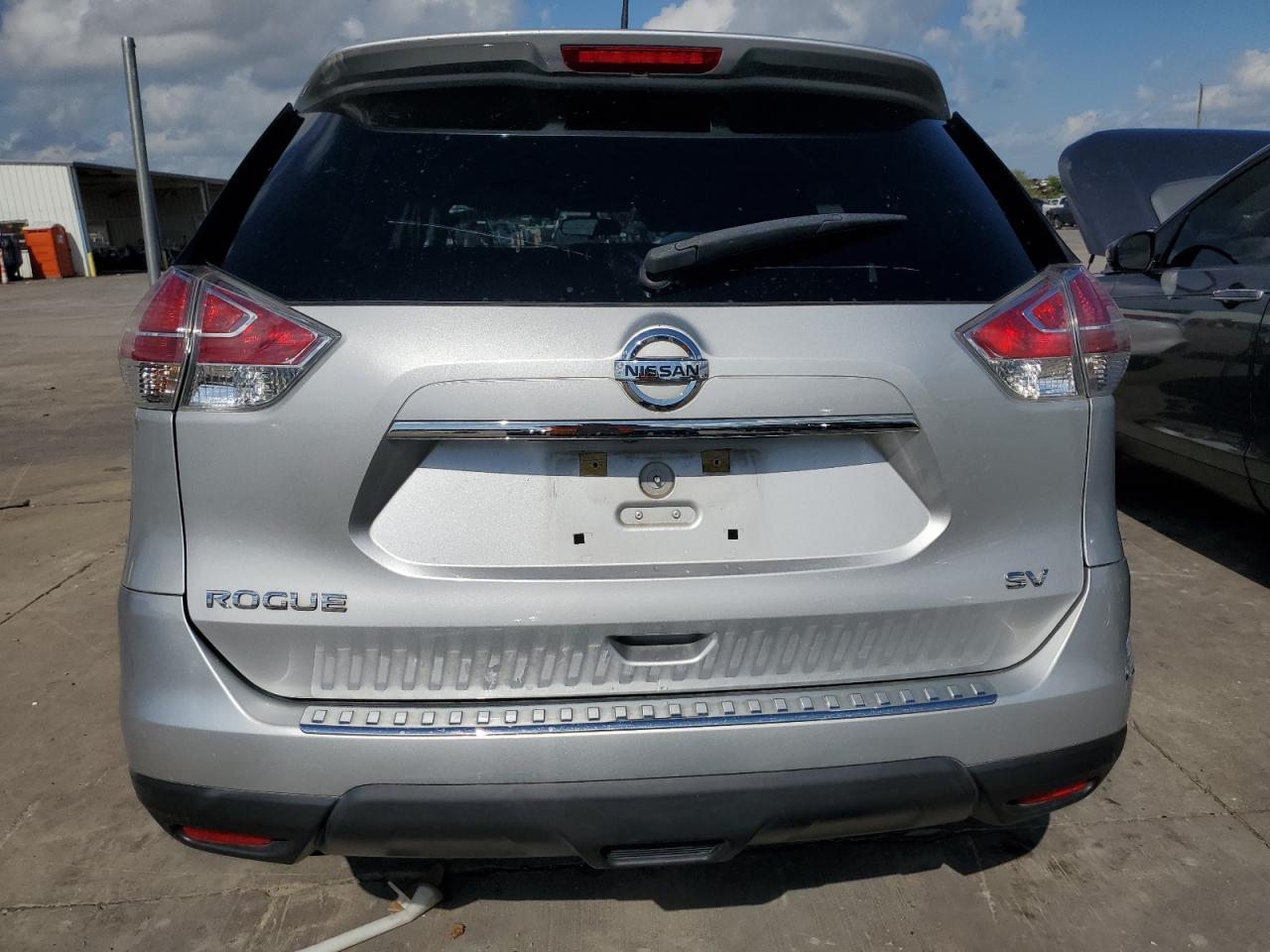 2015 NISSAN ROGUE S - Image 6