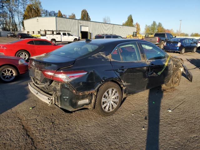 2019 Toyota Camry Le - Фото 3