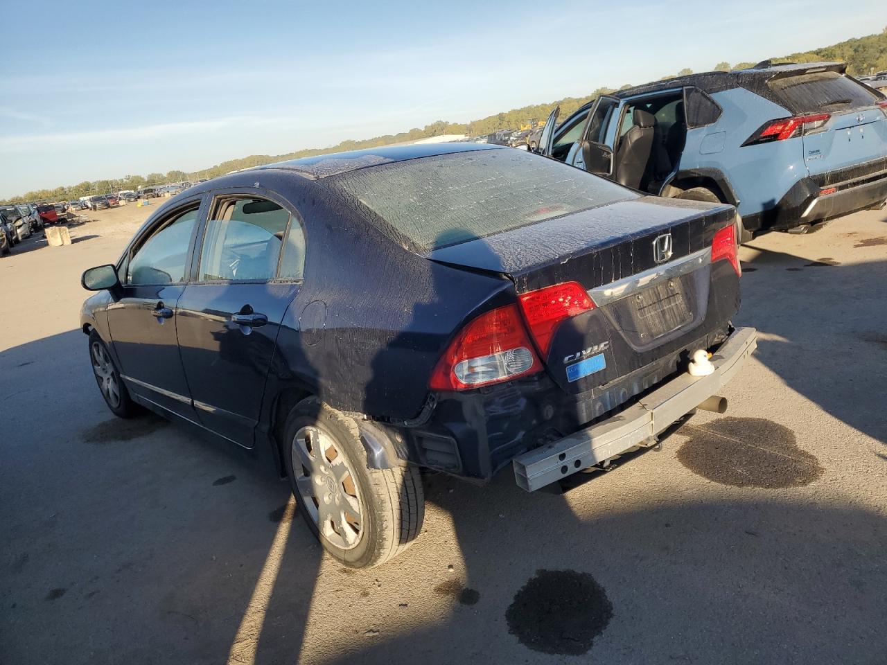 2011 HONDA CIVIC LX - Фото 2