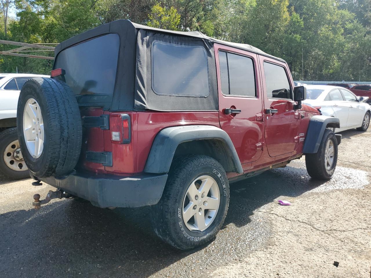 2012 JEEP WRANGLER U - Image 3