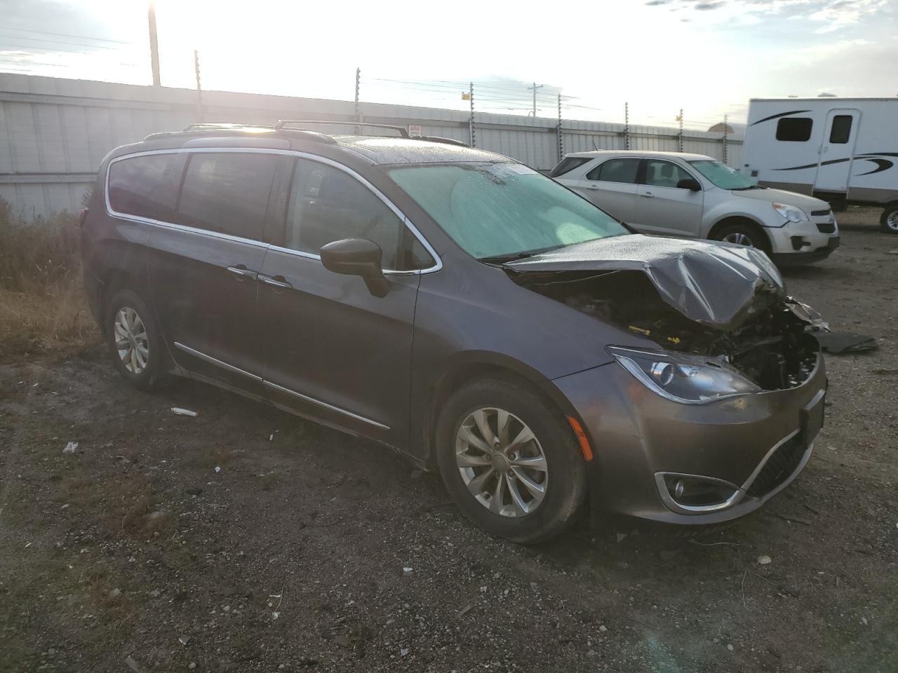 2017 CHRYSLER PACIFICA T - Фото 4