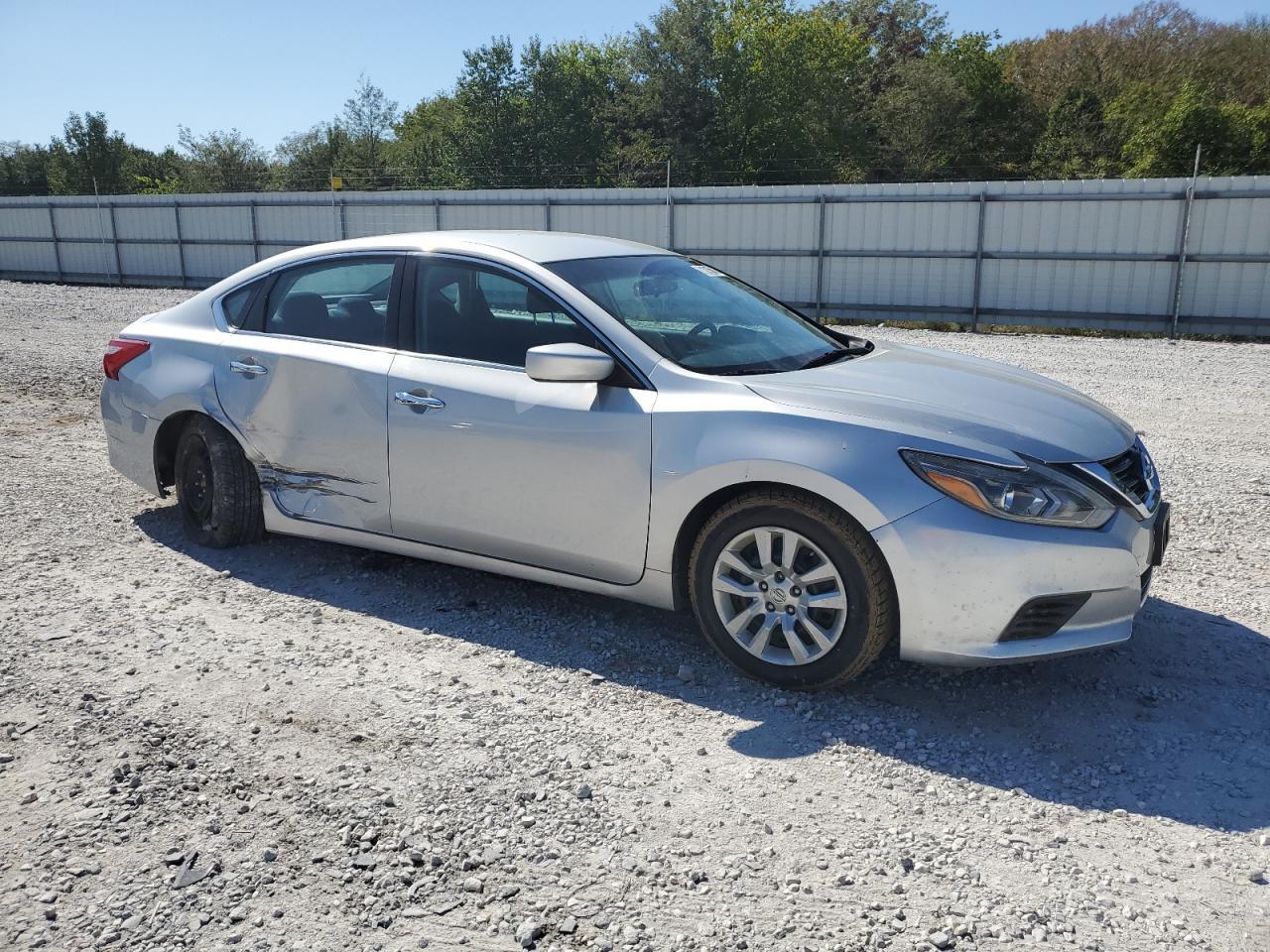 2017 NISSAN ALTIMA 2.5 - Image 4