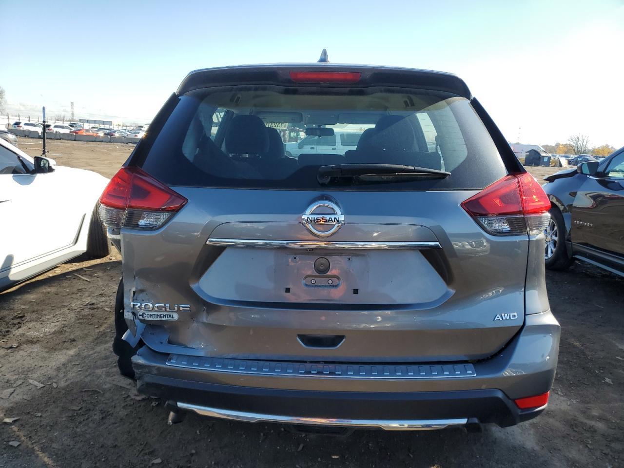 2017 NISSAN ROGUE S - Image 6