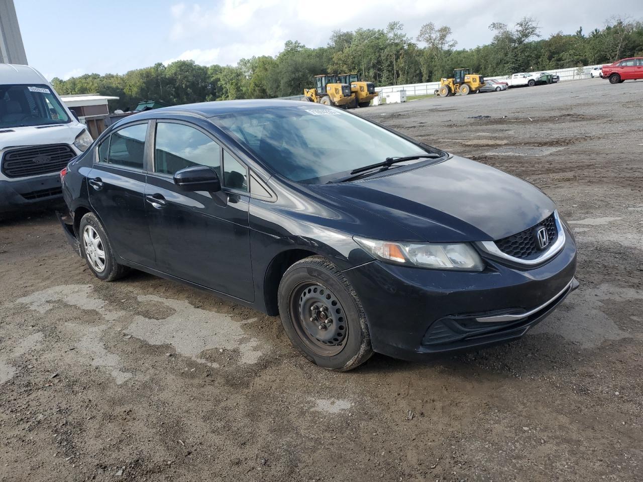 2015 HONDA CIVIC LX - Image 4