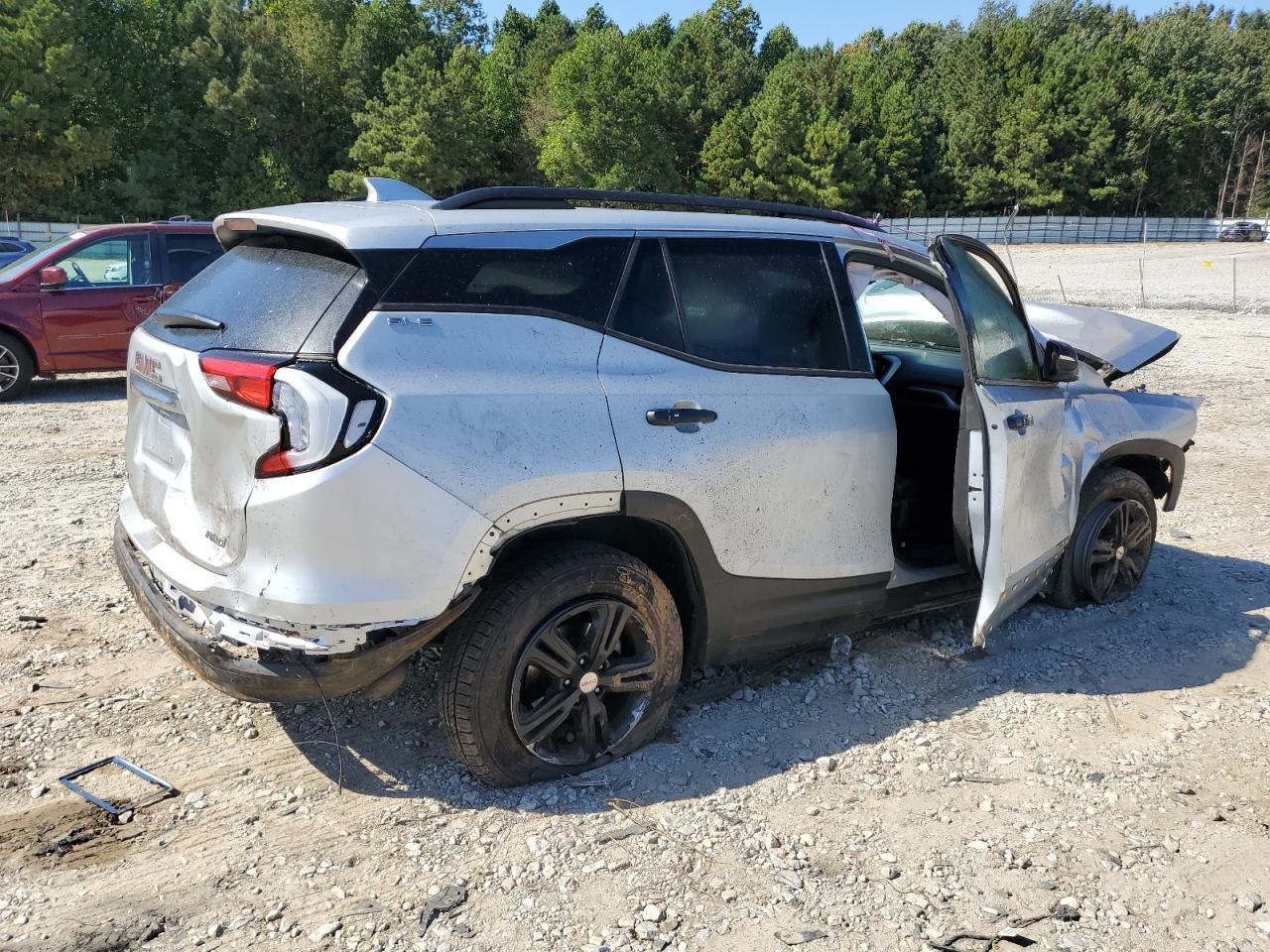 2018 GMC TERRAIN SL - Image 3