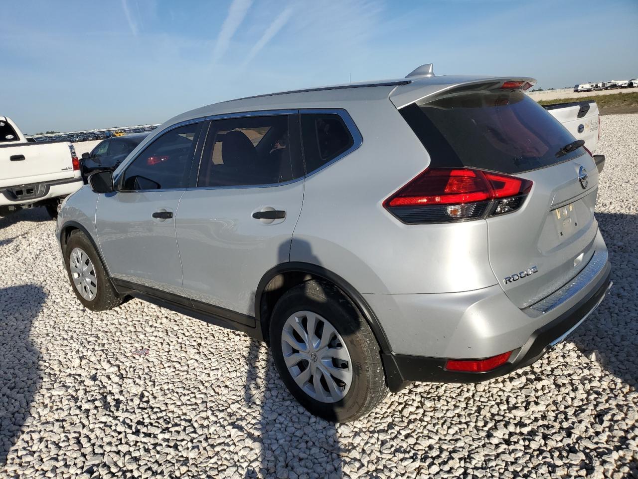 2017 NISSAN ROGUE S - Image 2