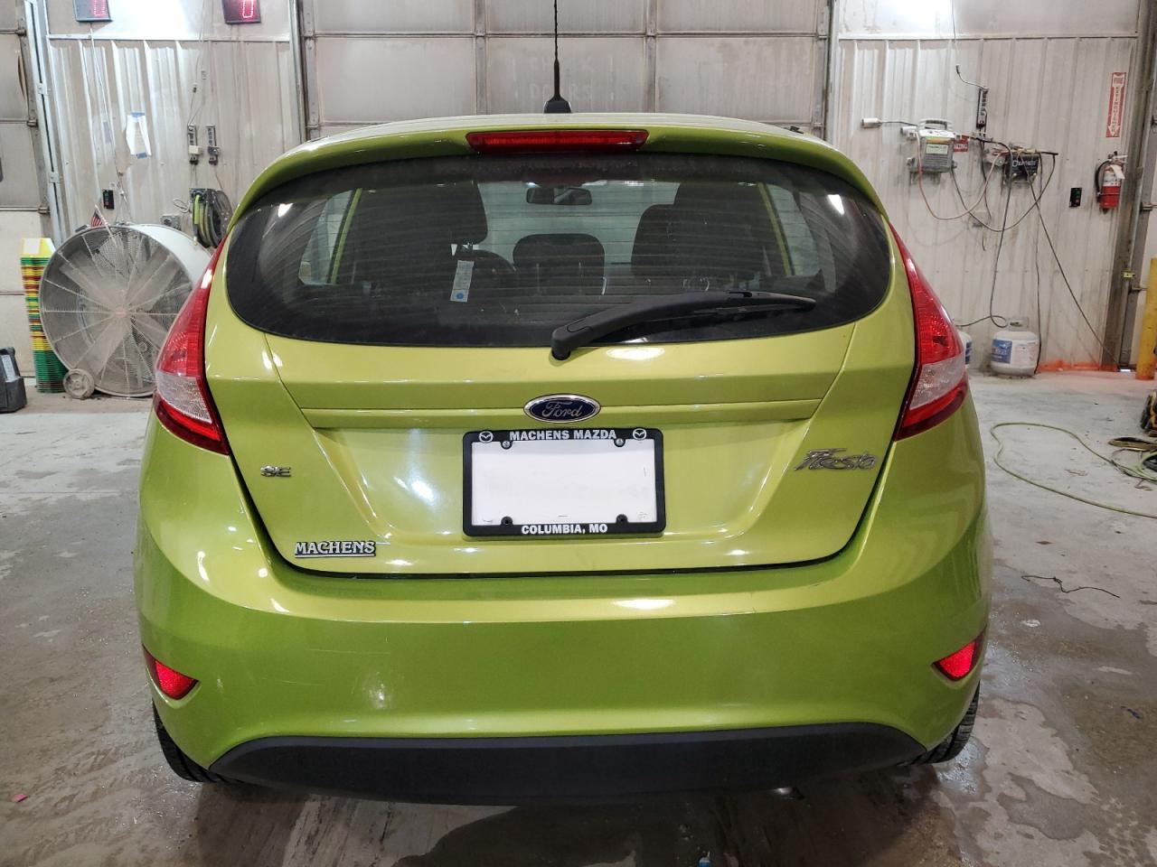 2013 FORD FIESTA SE - Image 6