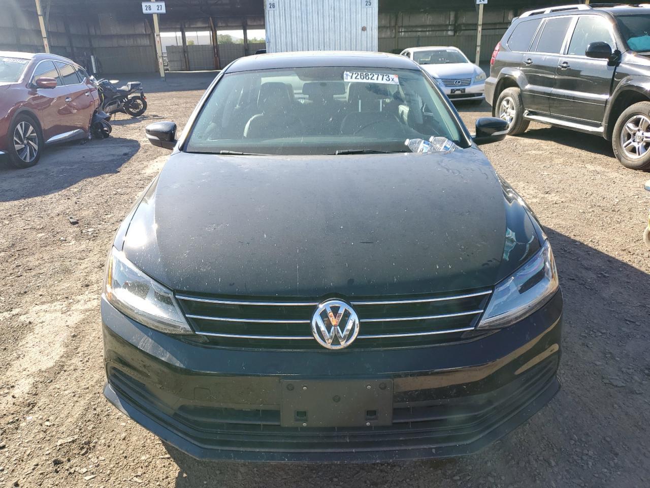 2017 VOLKSWAGEN JETTA SE - Image 5