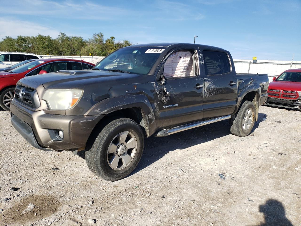 2013 TOYOTA TACOMA DOU