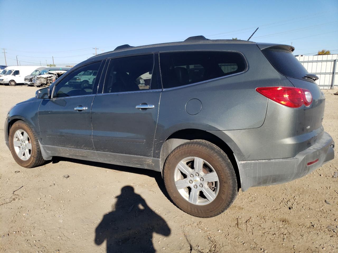 2011 CHEVROLET TRAVERSE L - Фото 2