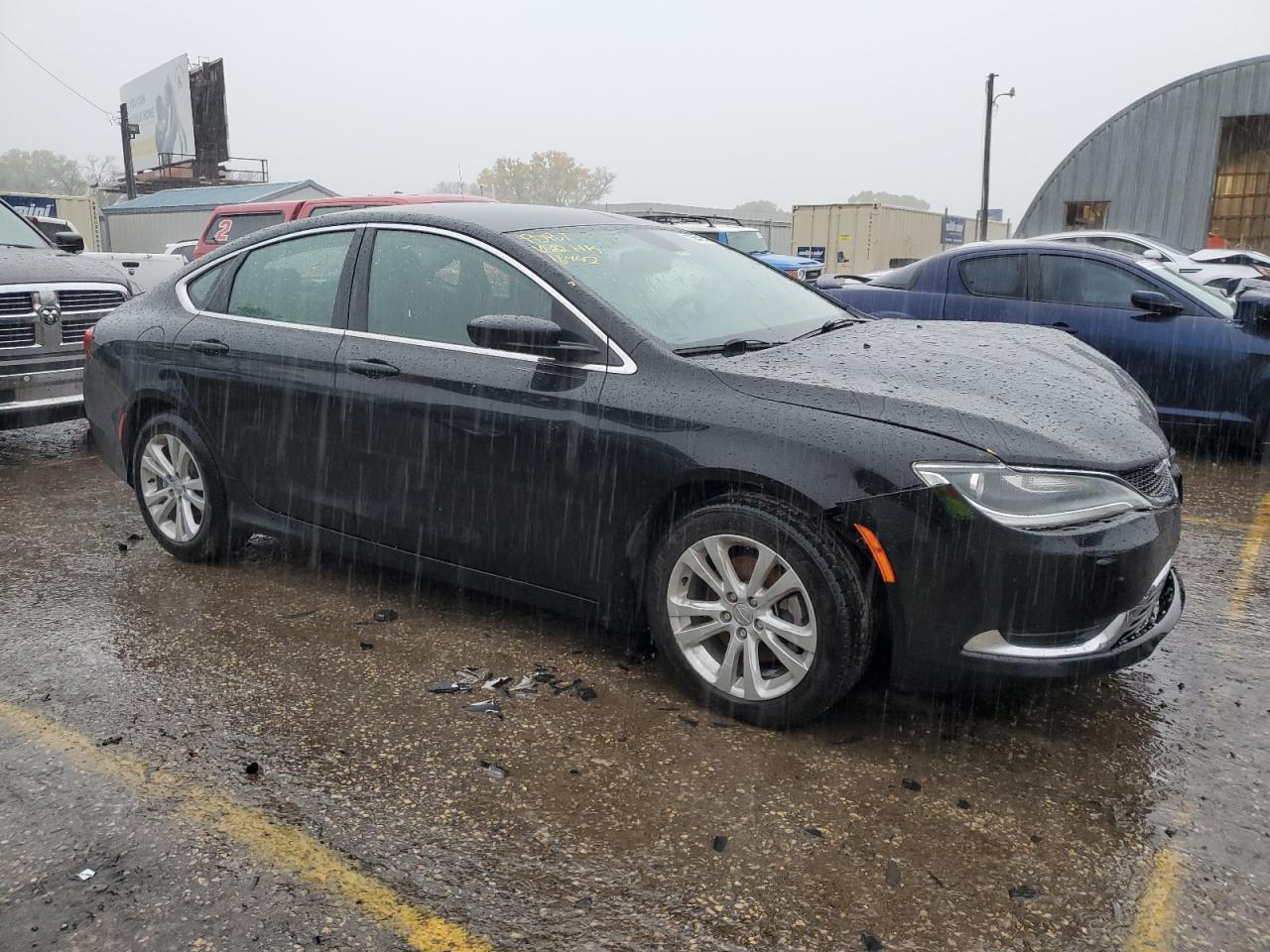 2015 CHRYSLER 200 LIMITE - Image 4