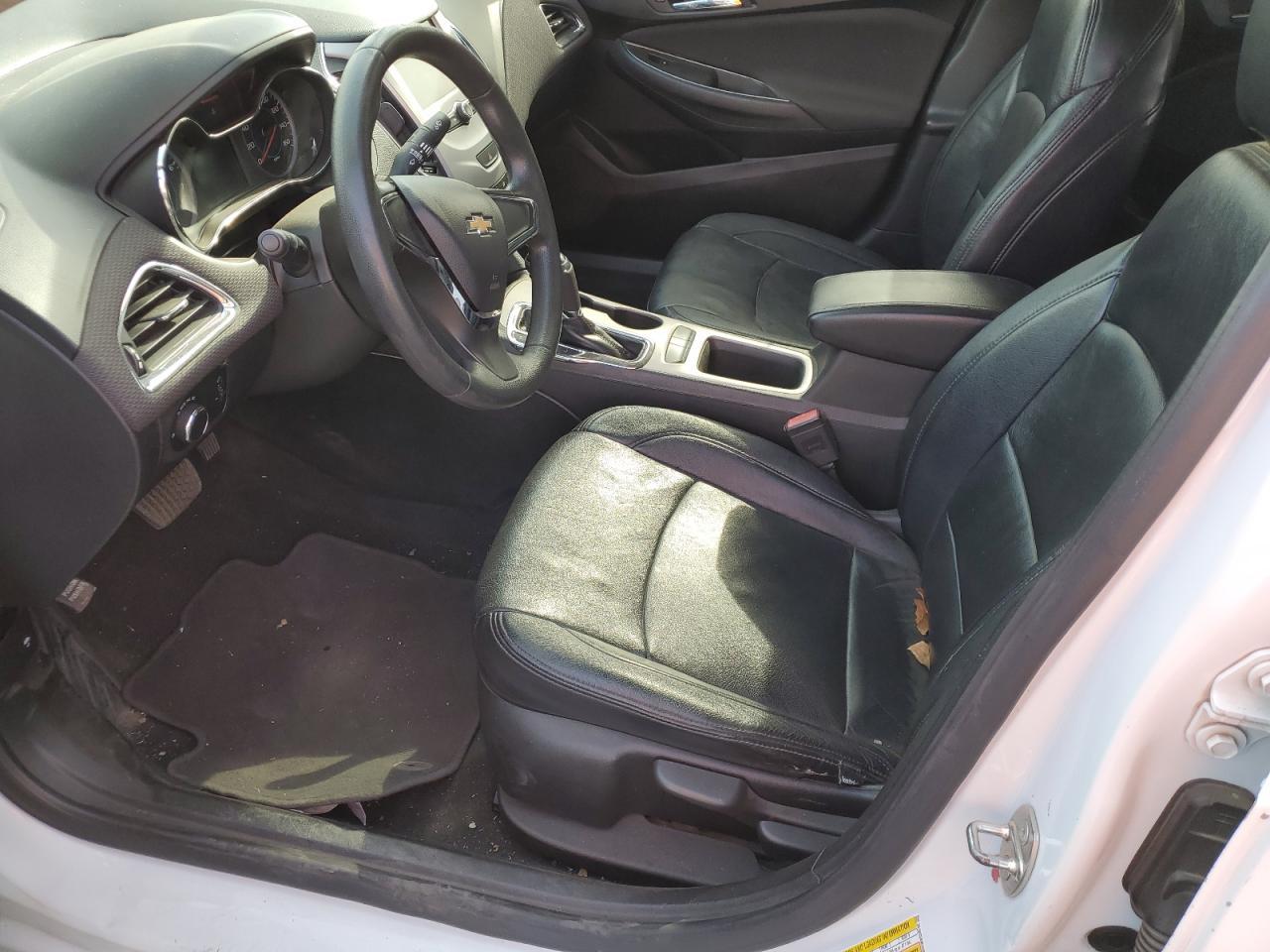 2017 CHEVROLET CRUZE LS - Image 7